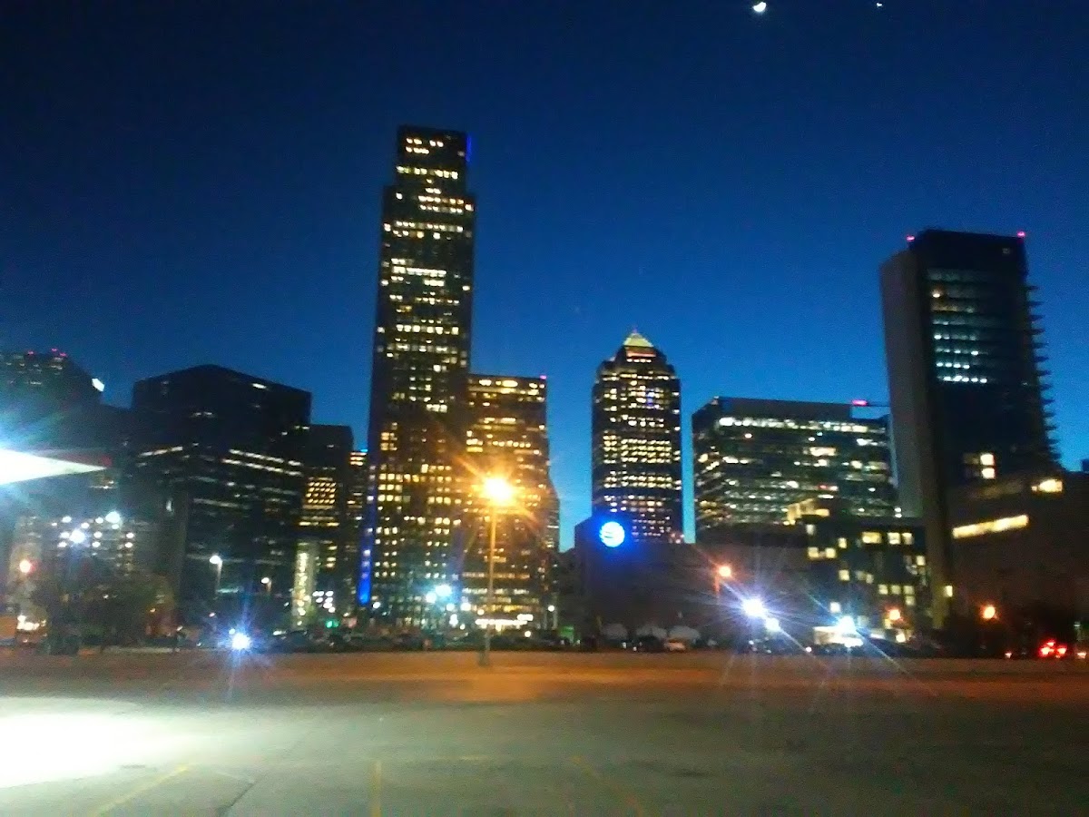 Texaco - shopping in Dallas, TX (Photo 1)