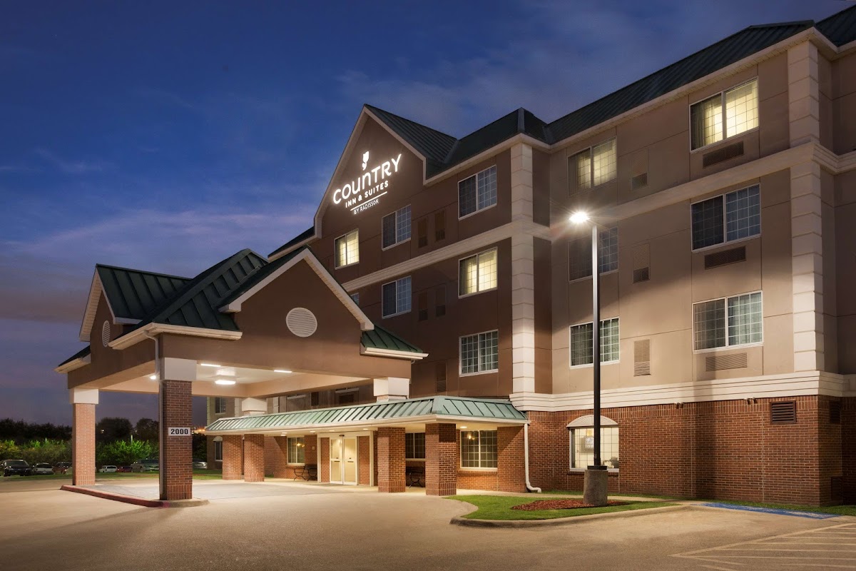 Country Inn & Suites by Radisson, DFW Airport South, TX - hotels in Irving, TX (Photo 1)