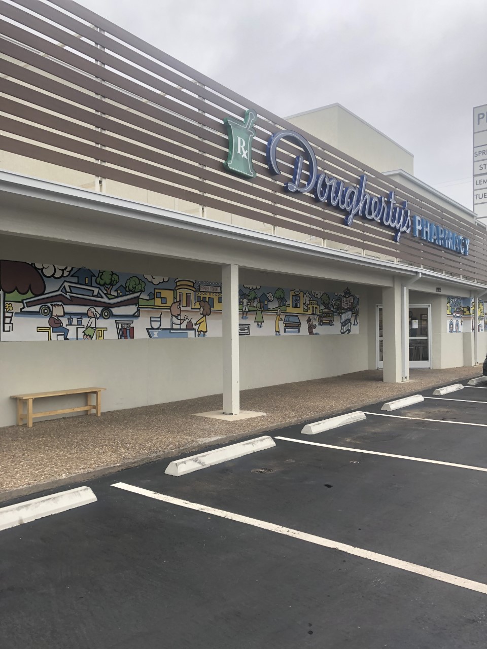 Dougherty's Pharmacy - doctors in Dallas, TX (Photo 1)