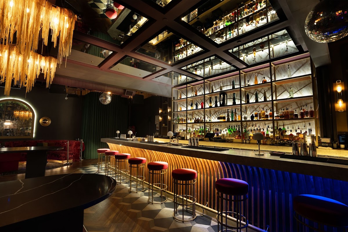 PM Lounge - bars in Dallas, TX (Photo 1)