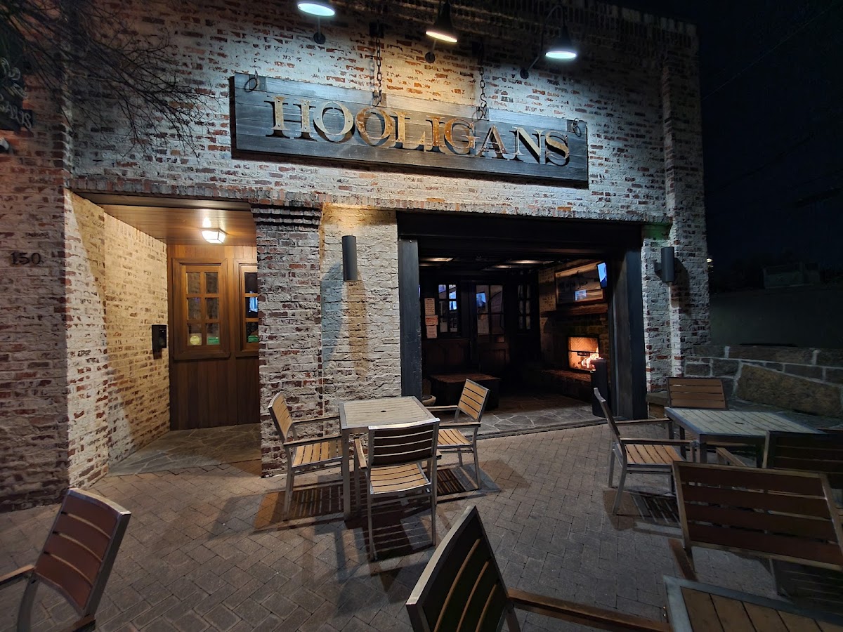 Hooligans Pub - bars in Fort Worth, TX (Photo 1)