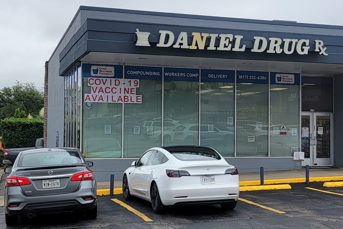 Daniel Drug Inc - shopping in Fort Worth, TX (Photo 1)