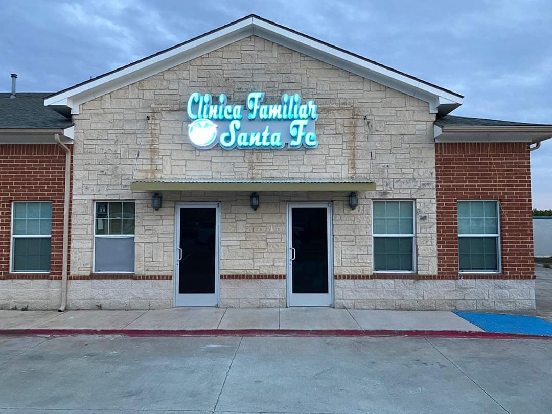 Clínica Familiar Santa Fe Carrollton - doctors in Carrollton, TX (Photo 1)