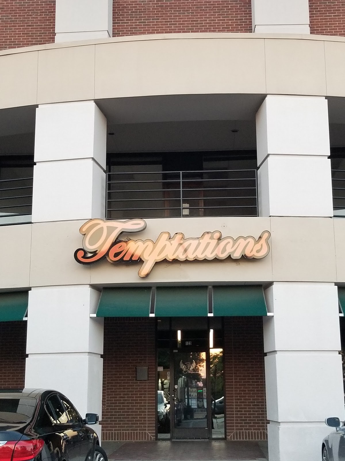 Temptations Arlington's Restuarant and Lounge - bars in Fort Worth, TX (Photo 1)