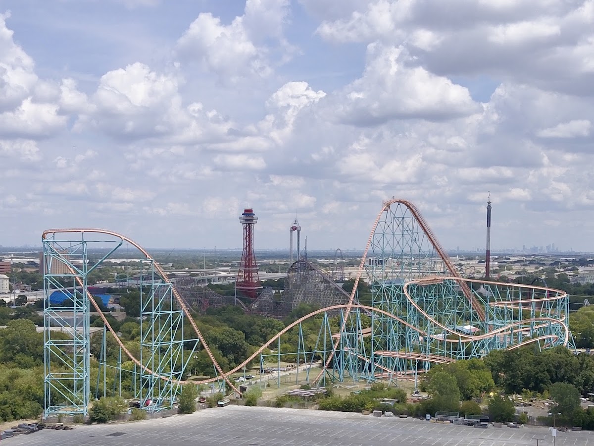 Six Flags Over Texas - shopping in Fort Worth, TX (Photo 1)