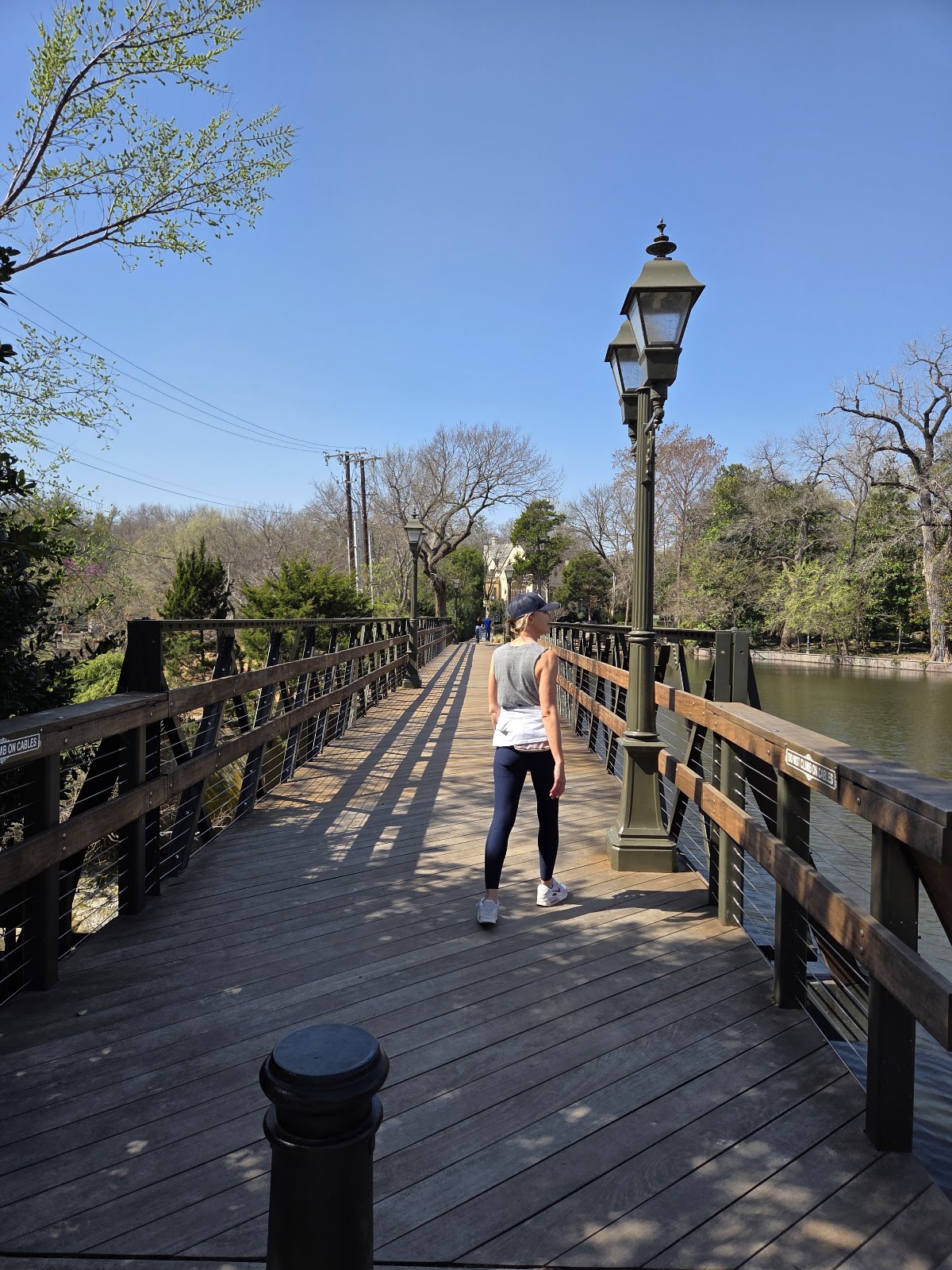 Lakeside Park - shopping in Dallas, TX (Photo 1)