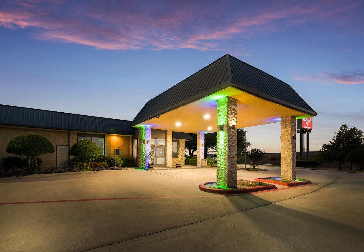 Red Roof Inn & Conference Center McKinney - hotels in McKinney, TX (Photo 1)