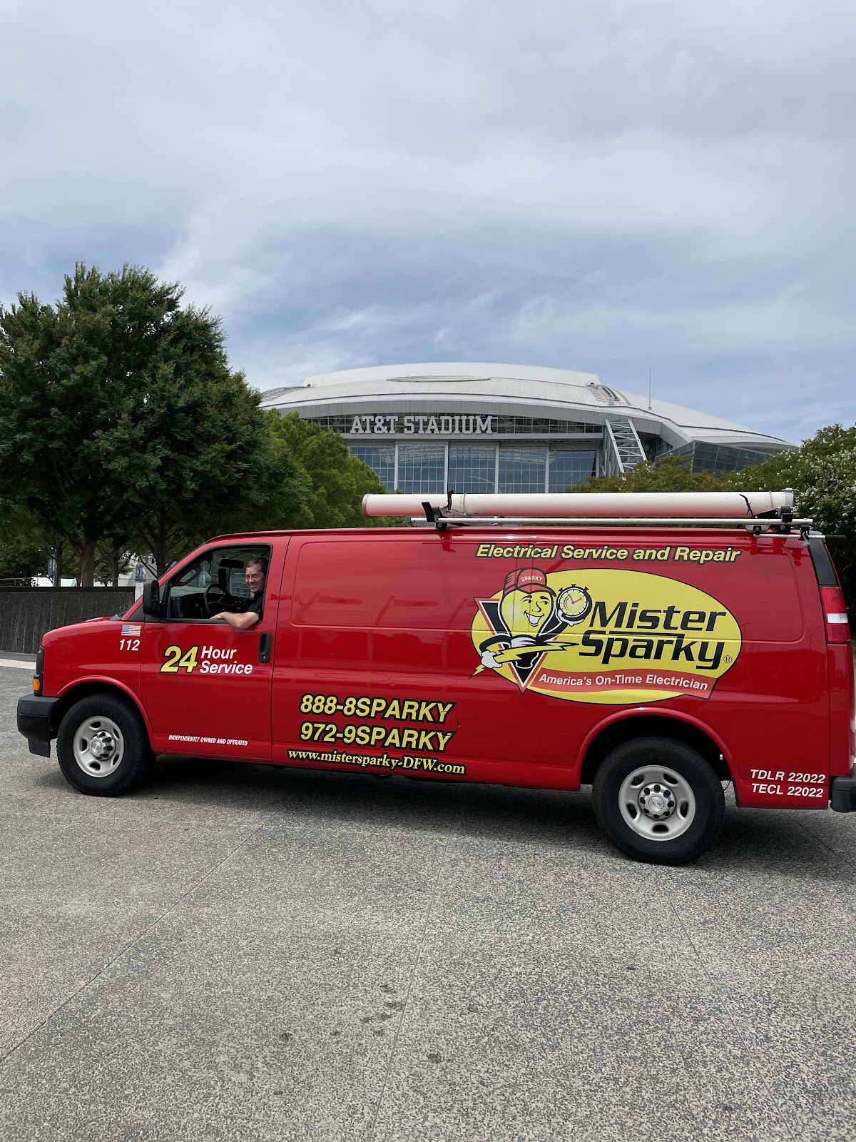 Mister Sparky Electrician Plano - beauty-spas in Plano, TX (Photo 1)