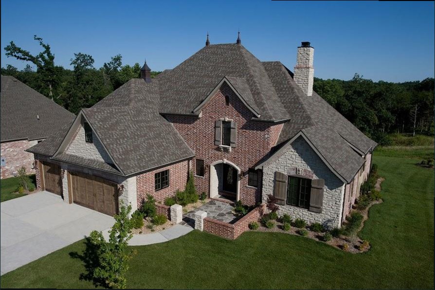 Henry Family Roof Repair - roofers in Garland, TX (Photo 1)