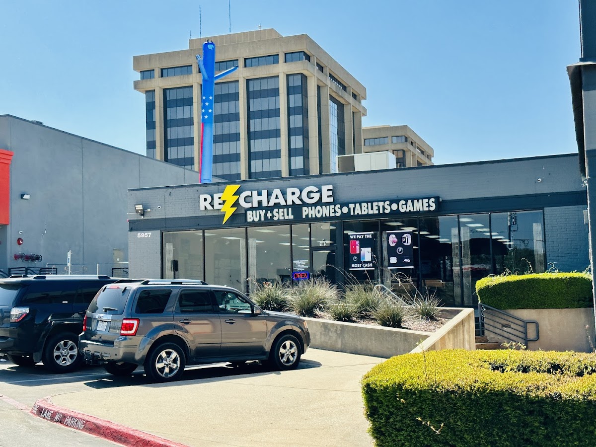 Recharge Electronics - Dallas - shopping in Dallas, TX (Photo 1)