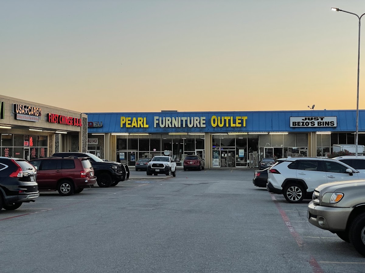 Pearl Furniture Outlet - shopping in Fort Worth, TX (Photo 1)