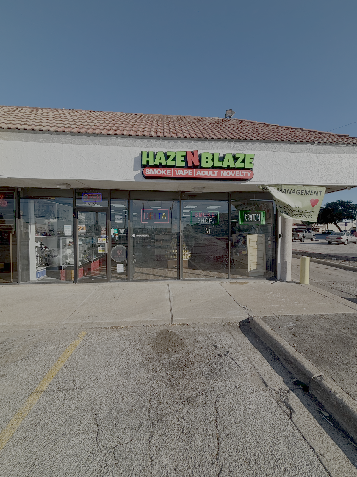 Haze N Blaze Smoke & Adult Novelty Shop - shopping in Carrollton, TX (Photo 1)