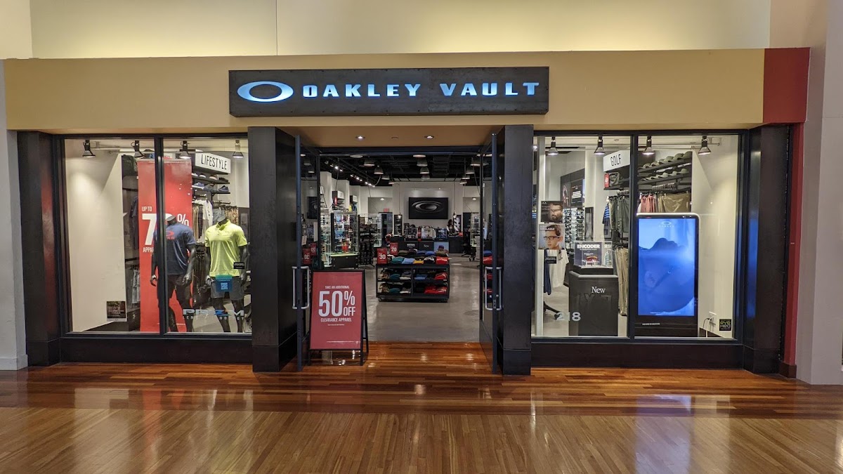 OAKLEY VAULT - shopping in Flower Mound, TX (Photo 1)