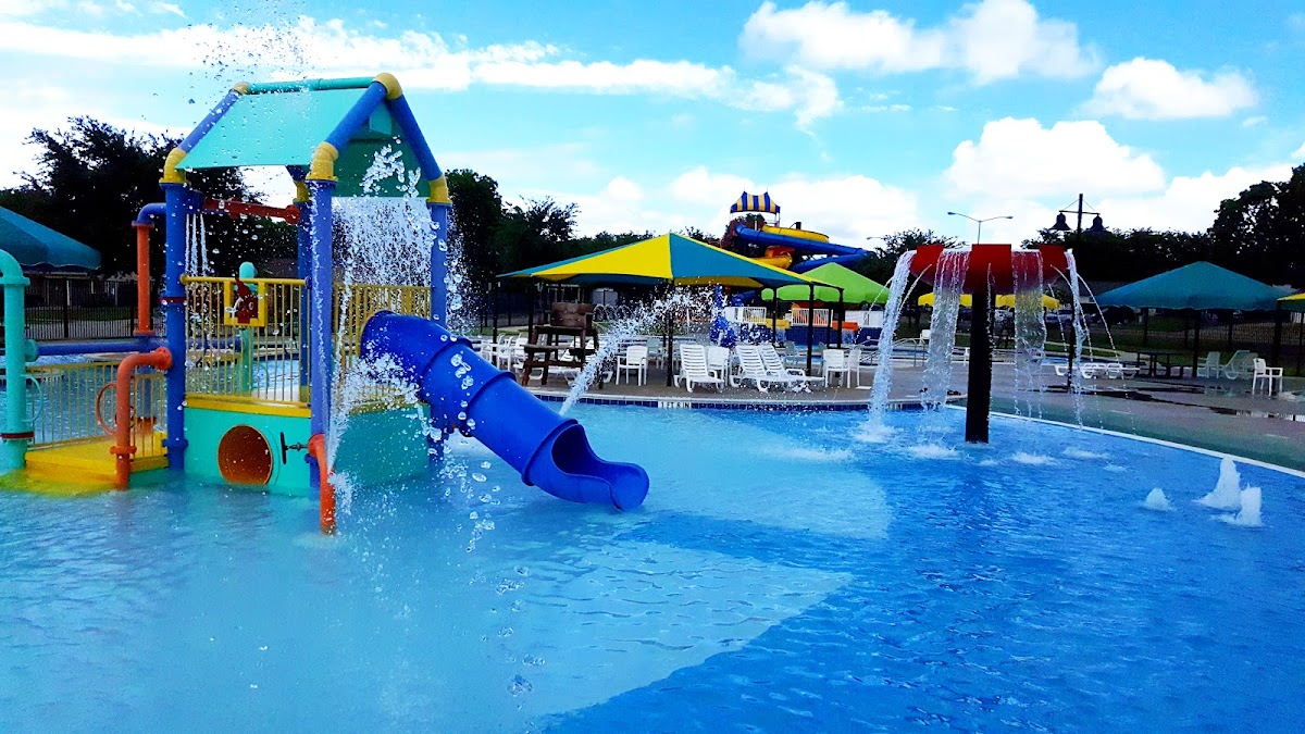 Sun Valley Aquatic Center - entertainment in Lewisville, TX (Photo 1)