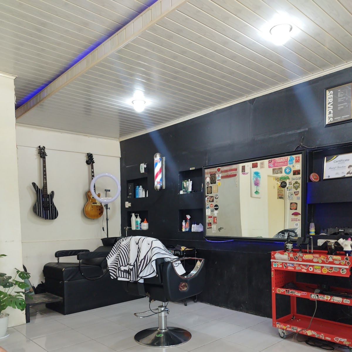 Metro Barber - barber-shops in Dallas, TX (Photo 2)