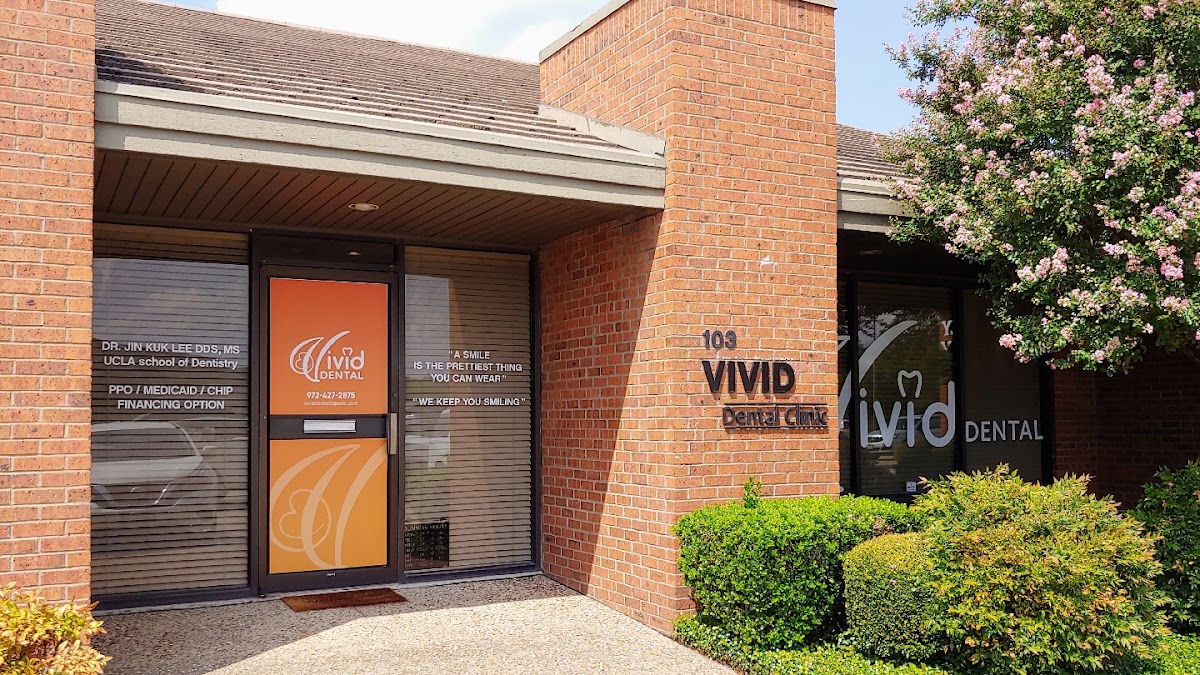 Vivid Dental - dentists in Carrollton, TX (Photo 1)